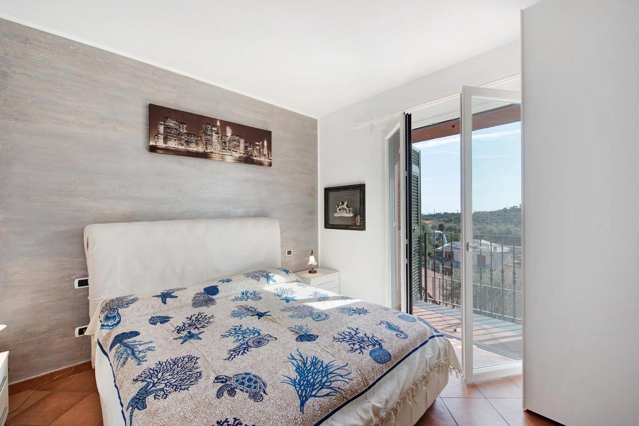 Apartamento Esclusiva Terrazza Vista Porto Varazze Exterior foto