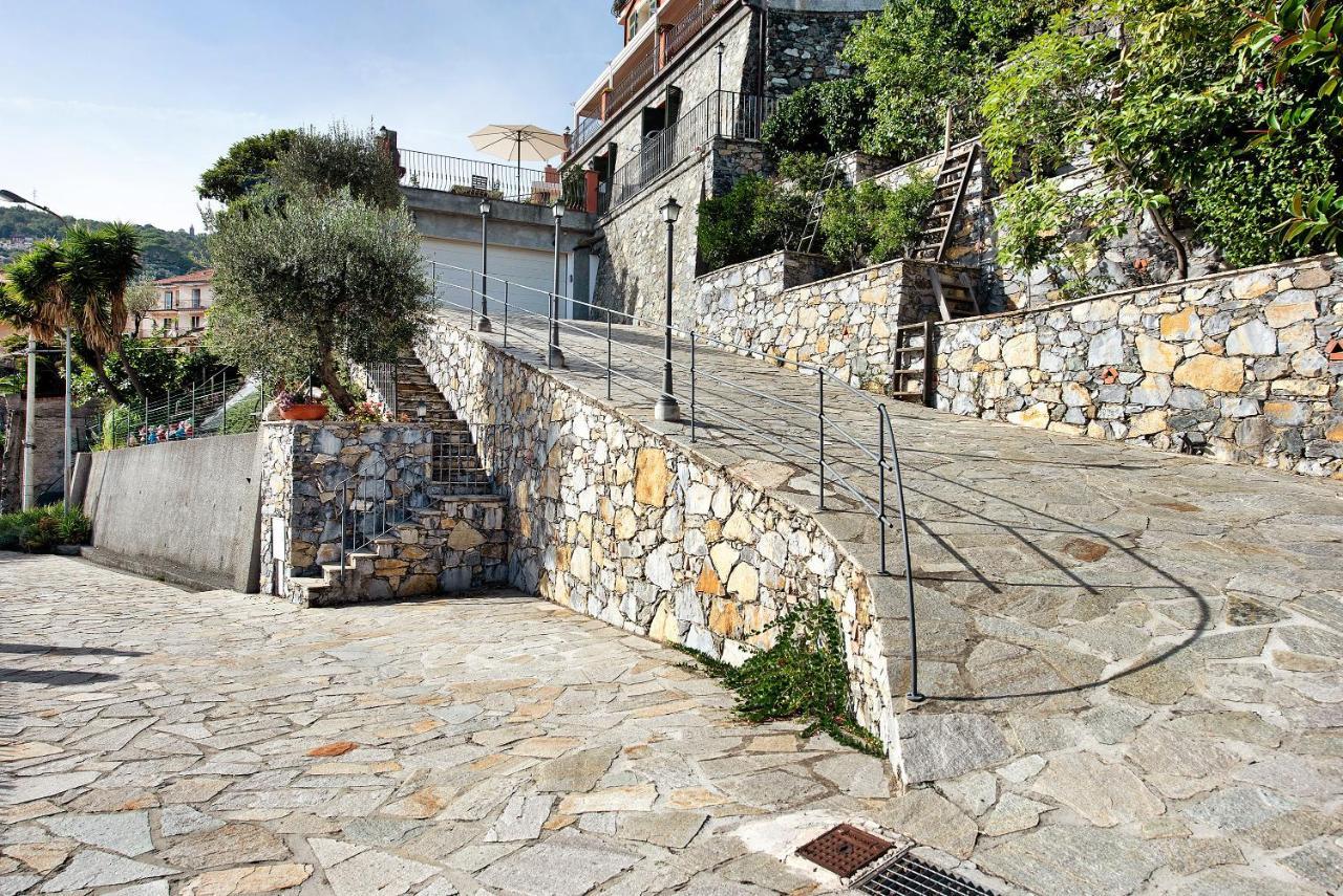 Apartamento Esclusiva Terrazza Vista Porto Varazze Exterior foto